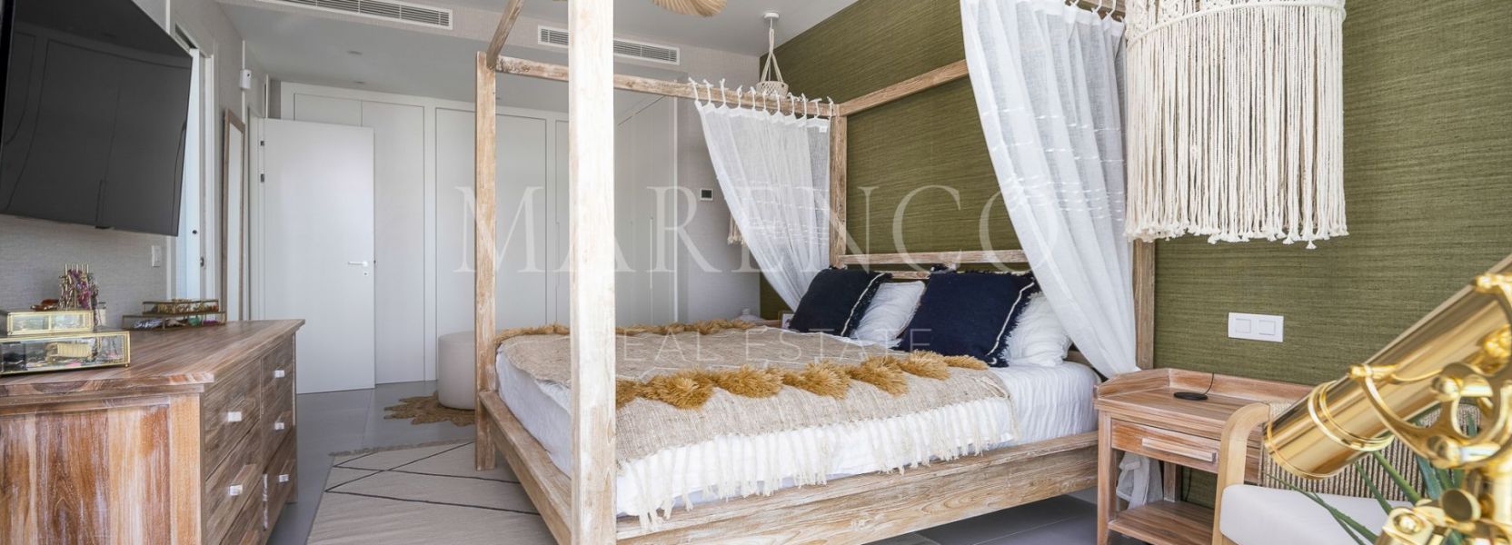 Villa  in Cabo Royale, Marbella East, Marbella