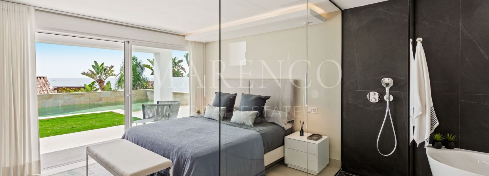 Villa  en Arena Beach, Estepona Oeste, Estepona