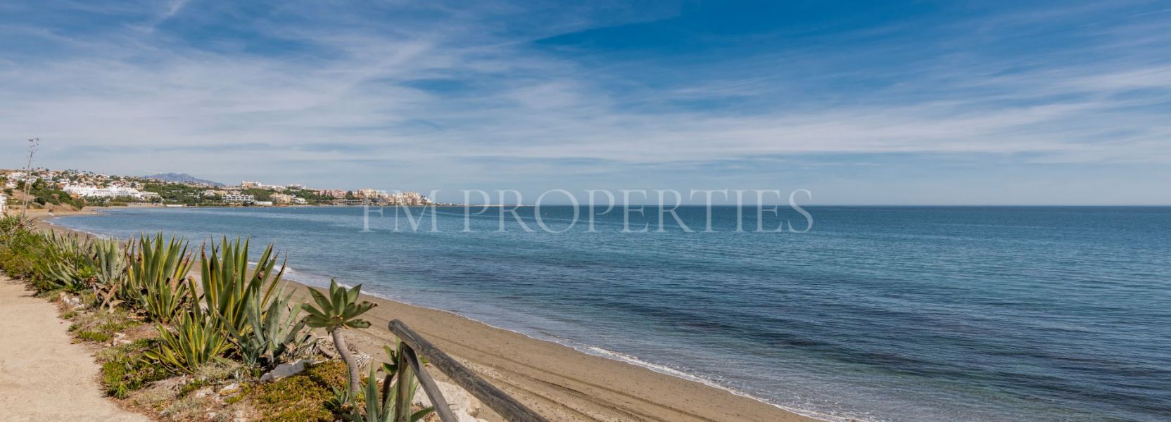 Villa  à Arena Beach, Estepona Ouest, Estepona