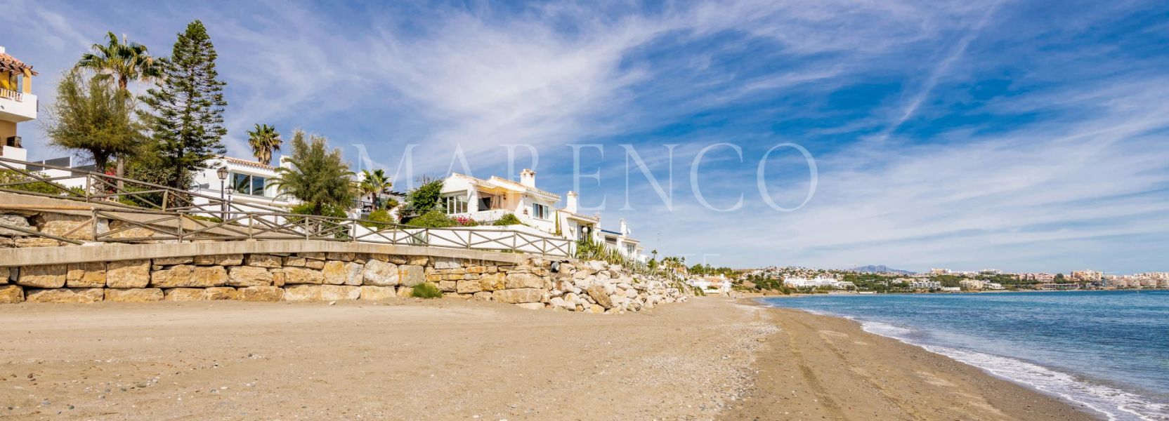 Villa  en Arena Beach, Estepona Oeste, Estepona