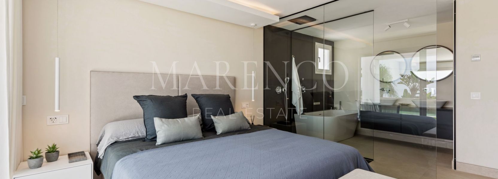 Villa  en Arena Beach, Estepona Oeste, Estepona