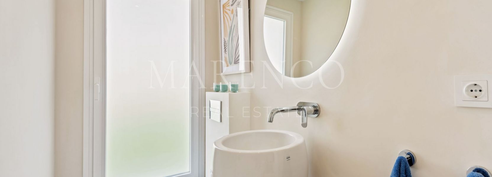 Villa  en Arena Beach, Estepona Oeste, Estepona