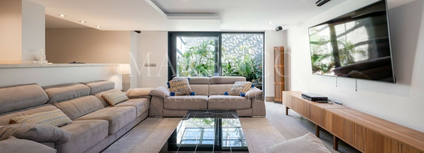 Villa  in Las Brisas del Golf, Nueva Andalucia, Marbella