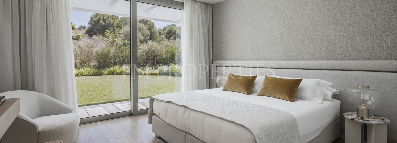 Villa  in El Paraiso, Estepona East, Estepona