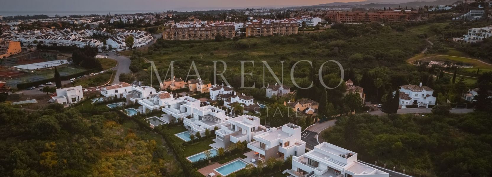 Villa  in El Paraiso, Estepona Ost, Estepona
