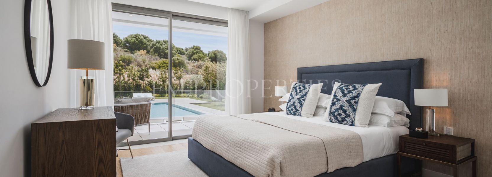 Villa  in El Paraiso, Estepona East, Estepona