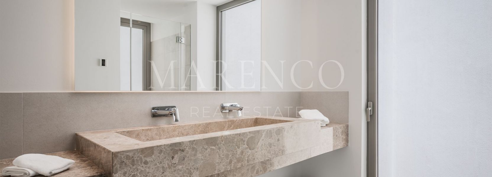 Villa  in El Paraiso, Estepona Ost, Estepona