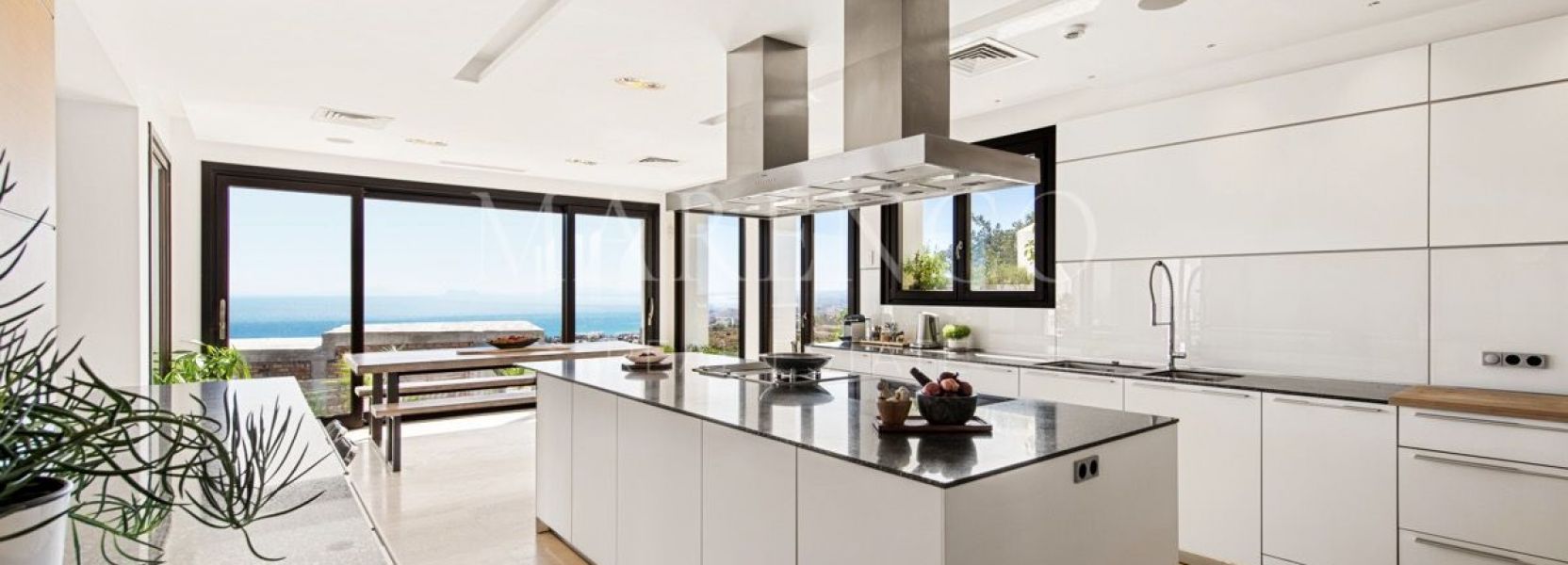 Villa  in Los Altos de los Monteros, Marbella Ost, Marbella