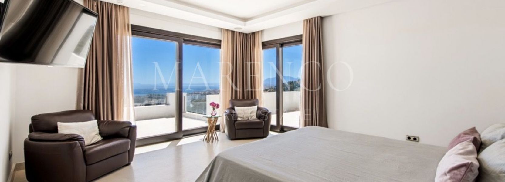 Villa  in Los Altos de los Monteros, Marbella Ost, Marbella