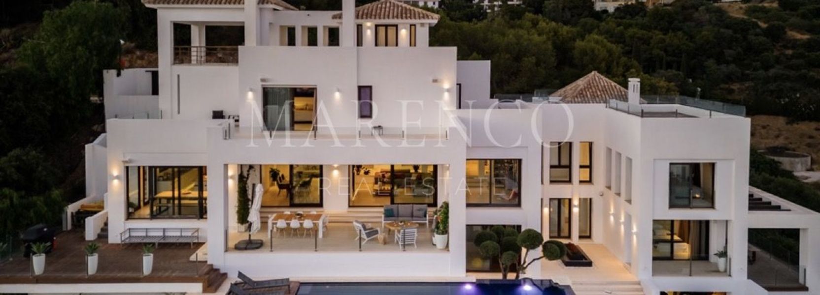 Villa  in Los Altos de los Monteros, Marbella Ost, Marbella