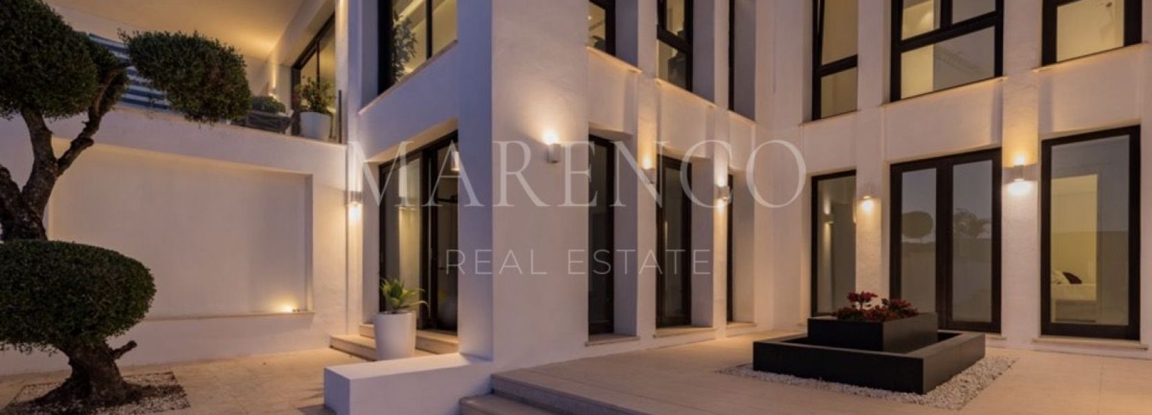 Villa  in Los Altos de los Monteros, Marbella Ost, Marbella