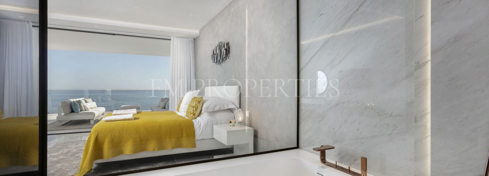 Apartamento  en Estepona