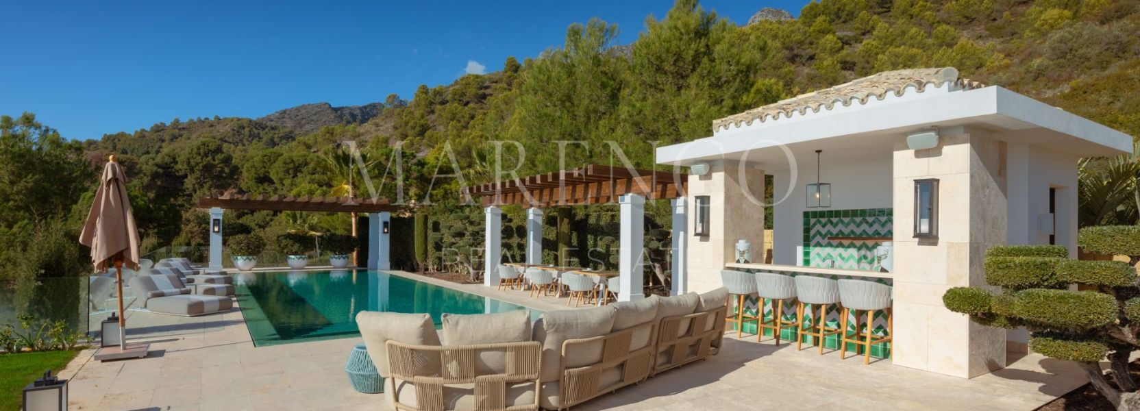 Villa  in Cascada de Camojan, Marbella Golden Mile, Marbella
