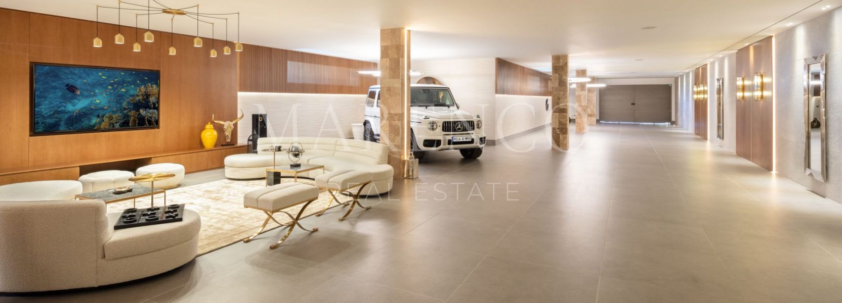 Villa  in Cascada de Camojan, Marbella Golden Mile, Marbella