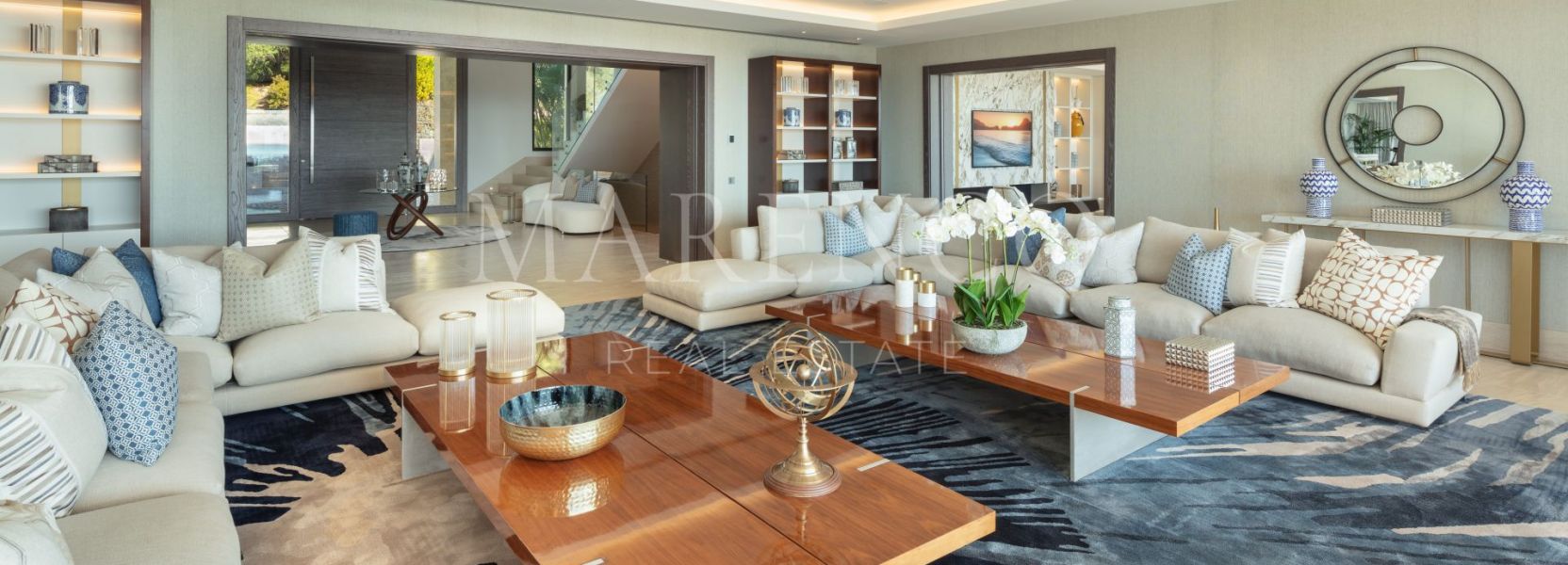 Villa  in Cascada de Camojan, Marbella Golden Mile, Marbella