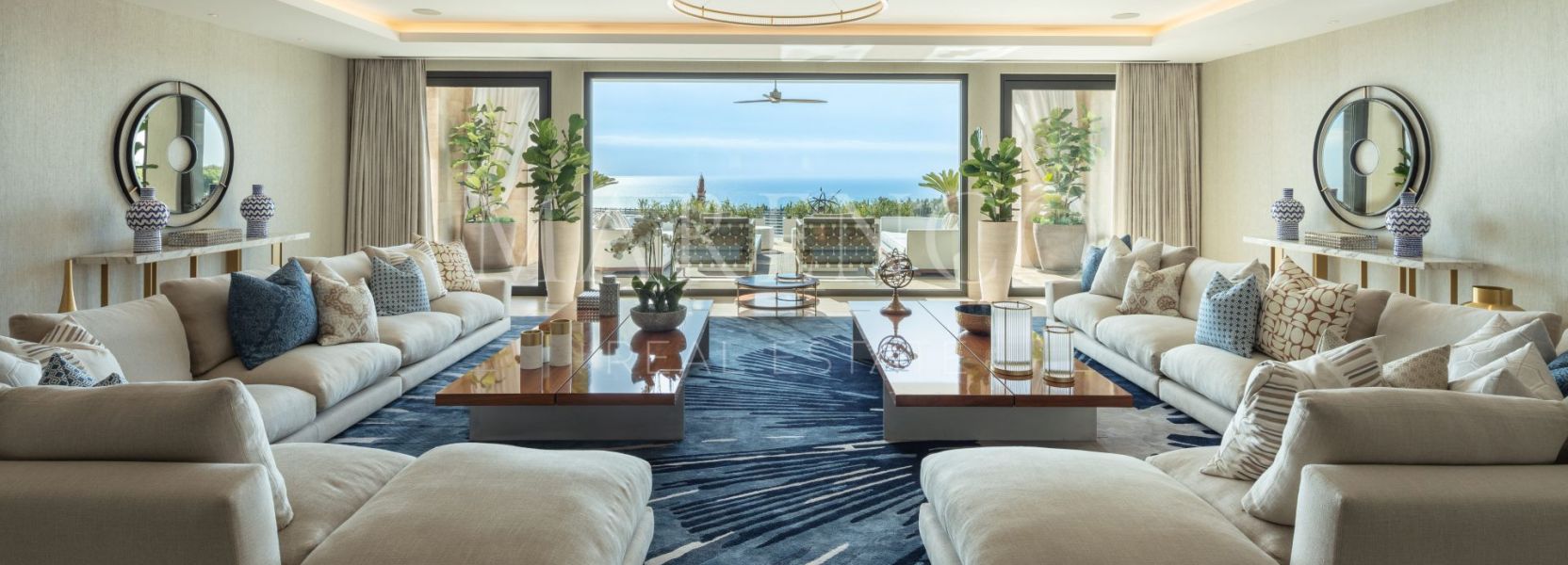 Villa  in Cascada de Camojan, Marbella Golden Mile, Marbella