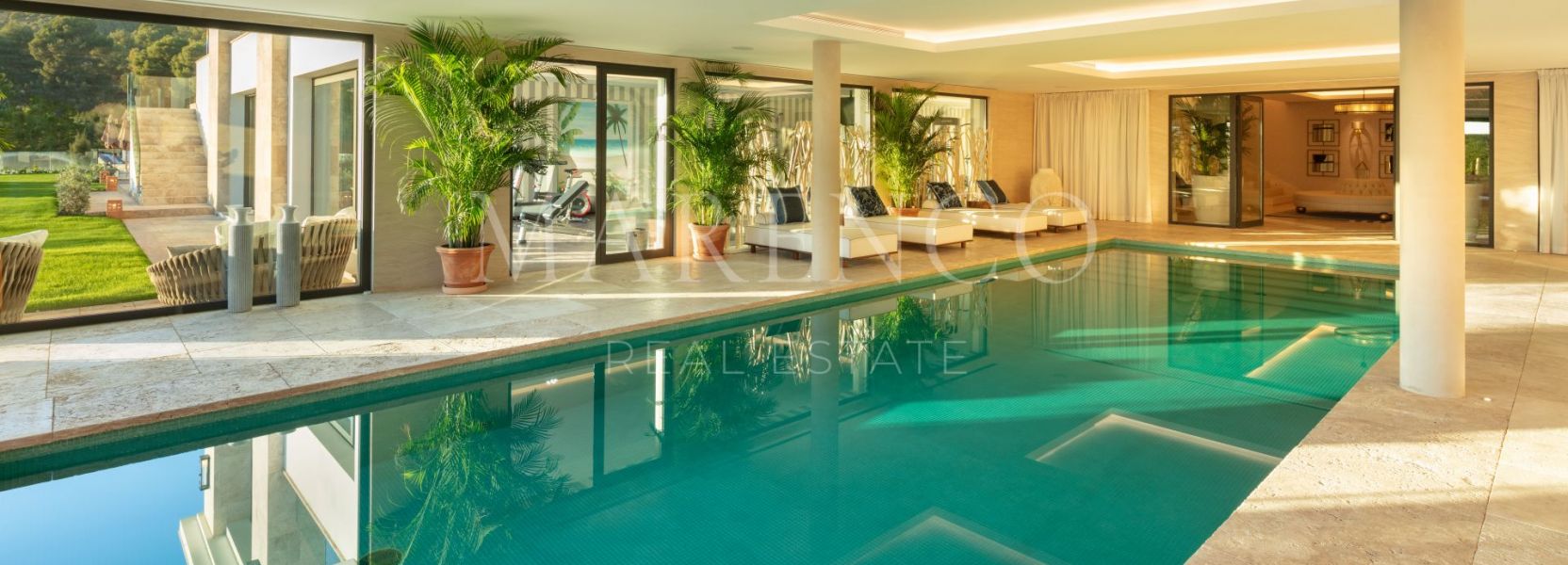 Villa  in Cascada de Camojan, Marbella Golden Mile, Marbella