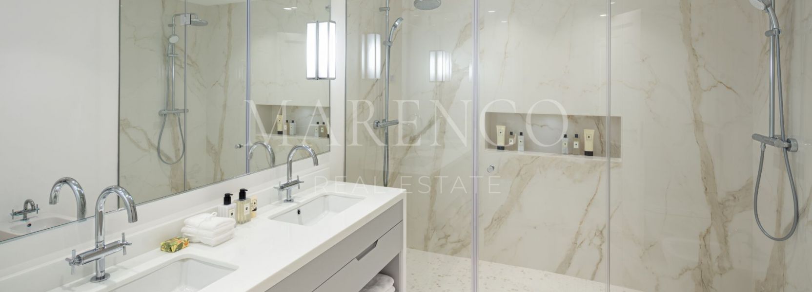 Villa  in Las Brisas, Nueva Andalucia, Marbella