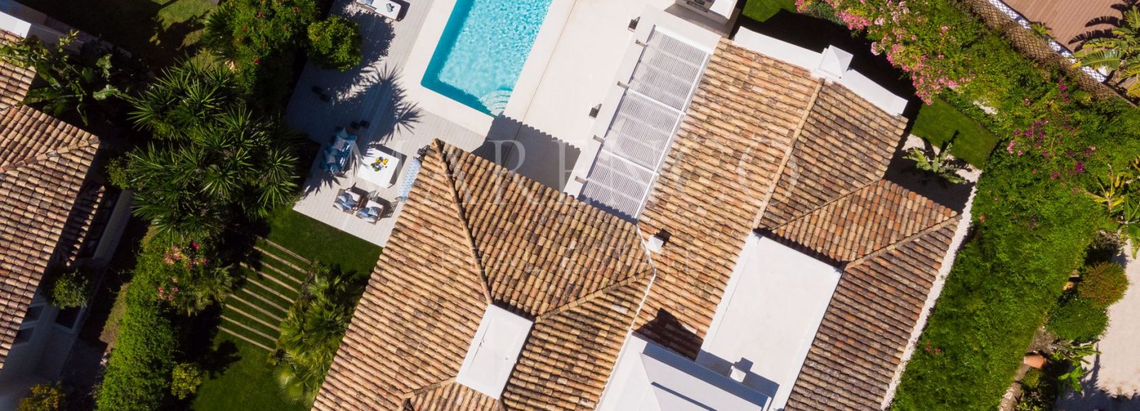 Villa  in Las Brisas, Nueva Andalucia, Marbella