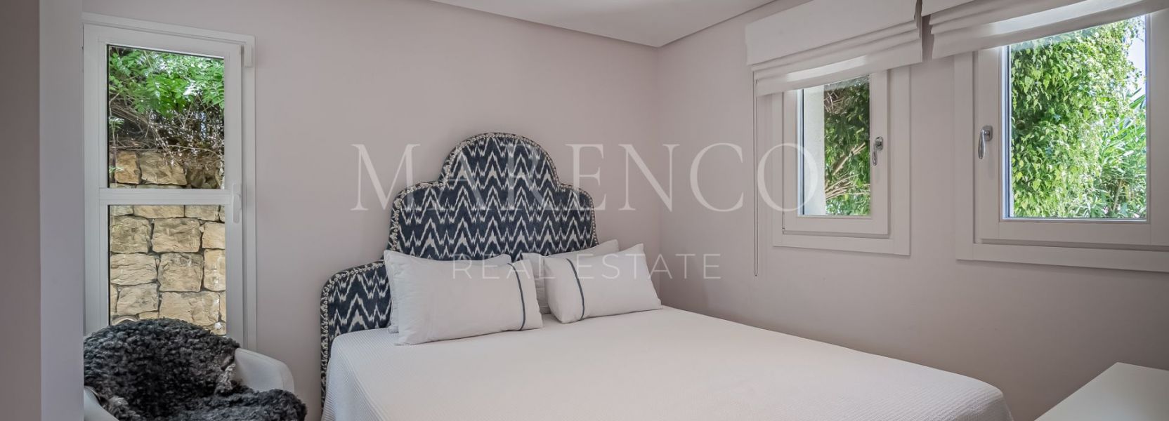 Villa  in Las Brisas, Nueva Andalucia, Marbella