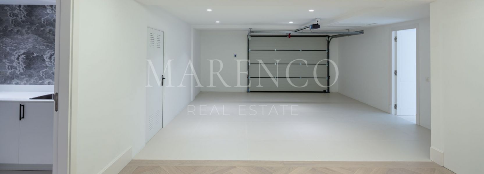 Villa  in Las Brisas, Nueva Andalucia, Marbella