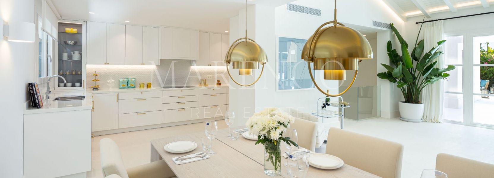 Villa  in Las Brisas, Nueva Andalucia, Marbella