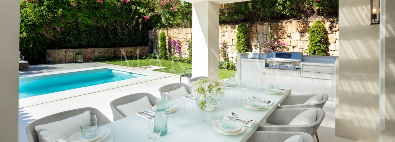 Villa  in Las Brisas, Nueva Andalucia, Marbella