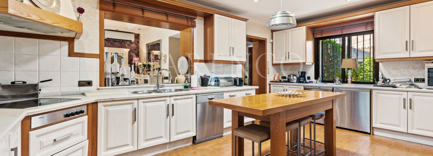 Villa  à Nueva Andalucia, Marbella