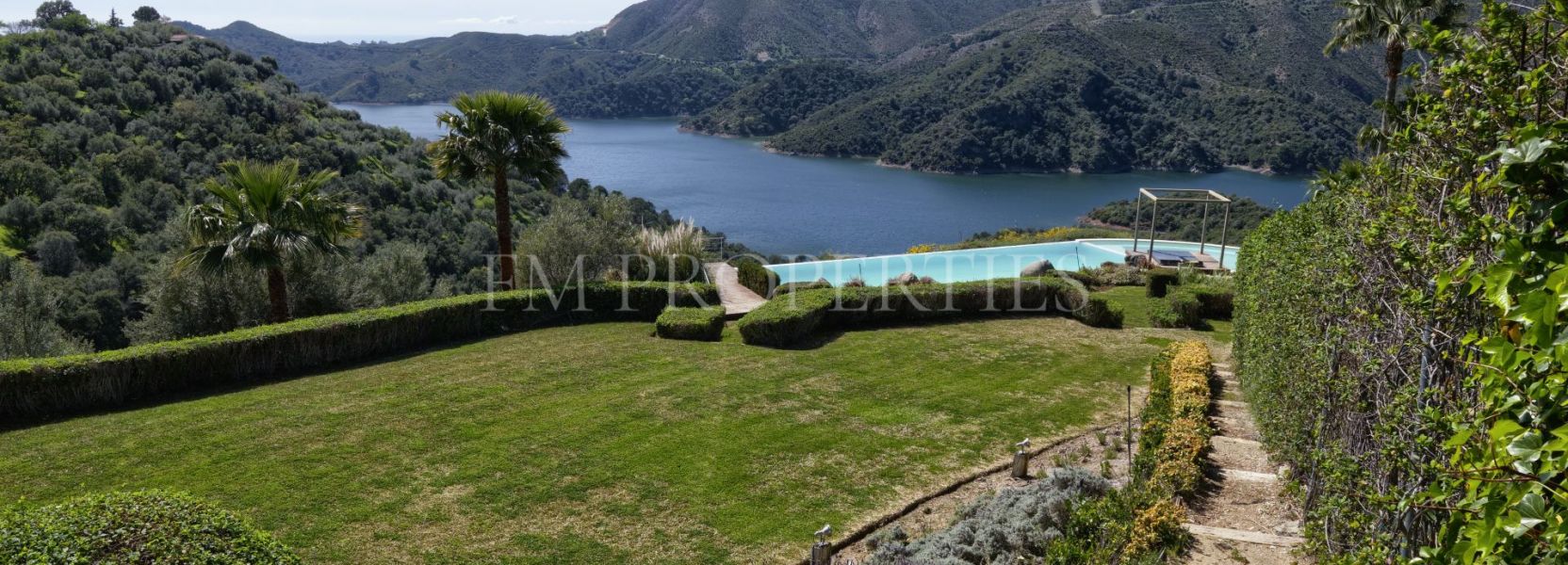 Villa  à Istan