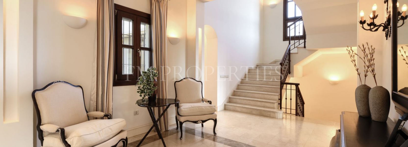 Villa  in Marbella Hill Club, Marbella Goldene Meile, Marbella
