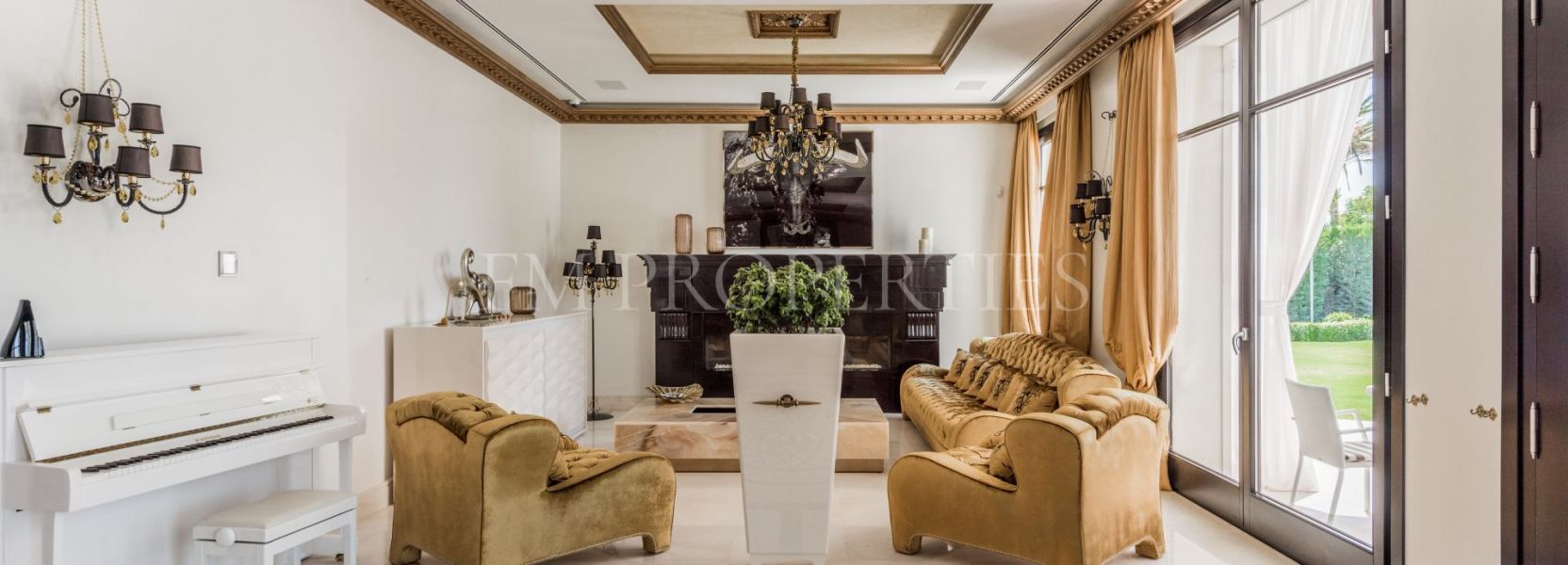 Mansion  in Hacienda las Chapas, Marbella Ost, Marbella
