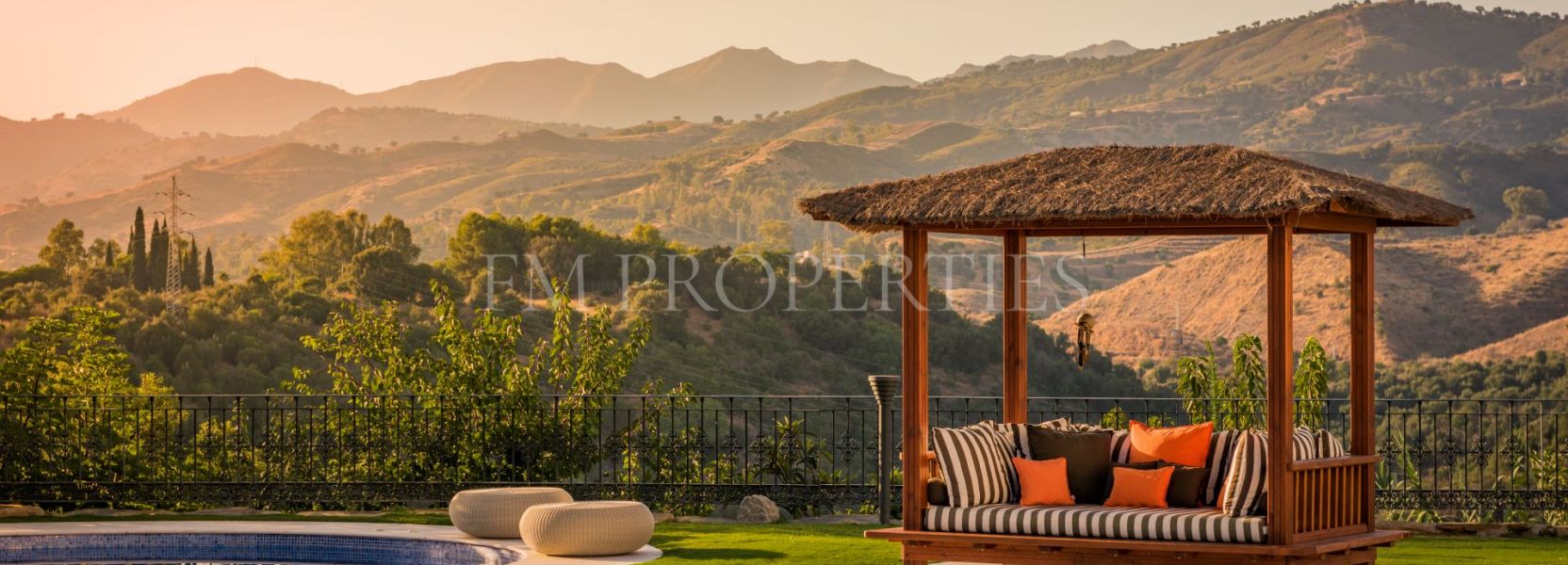 Mansion  in Hacienda las Chapas, Marbella Ost, Marbella