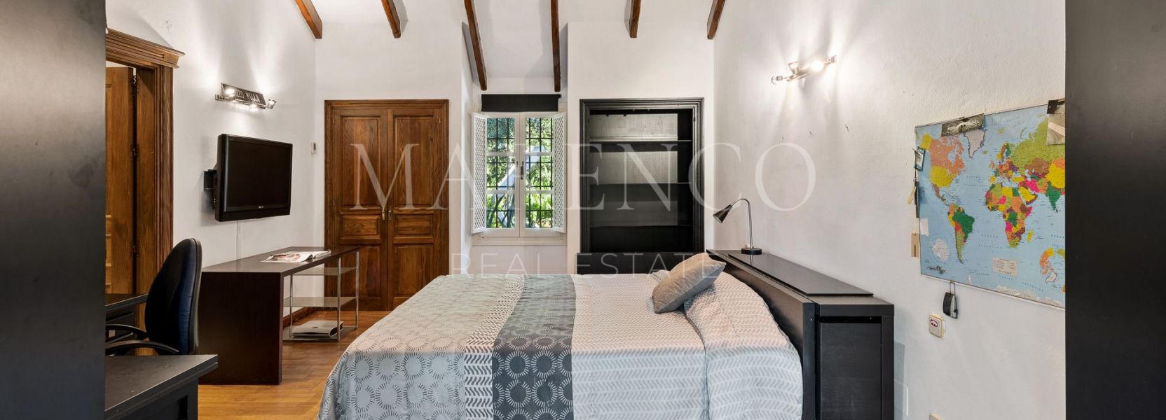 Villa  in Supermanzana H, Nueva Andalucia, Marbella