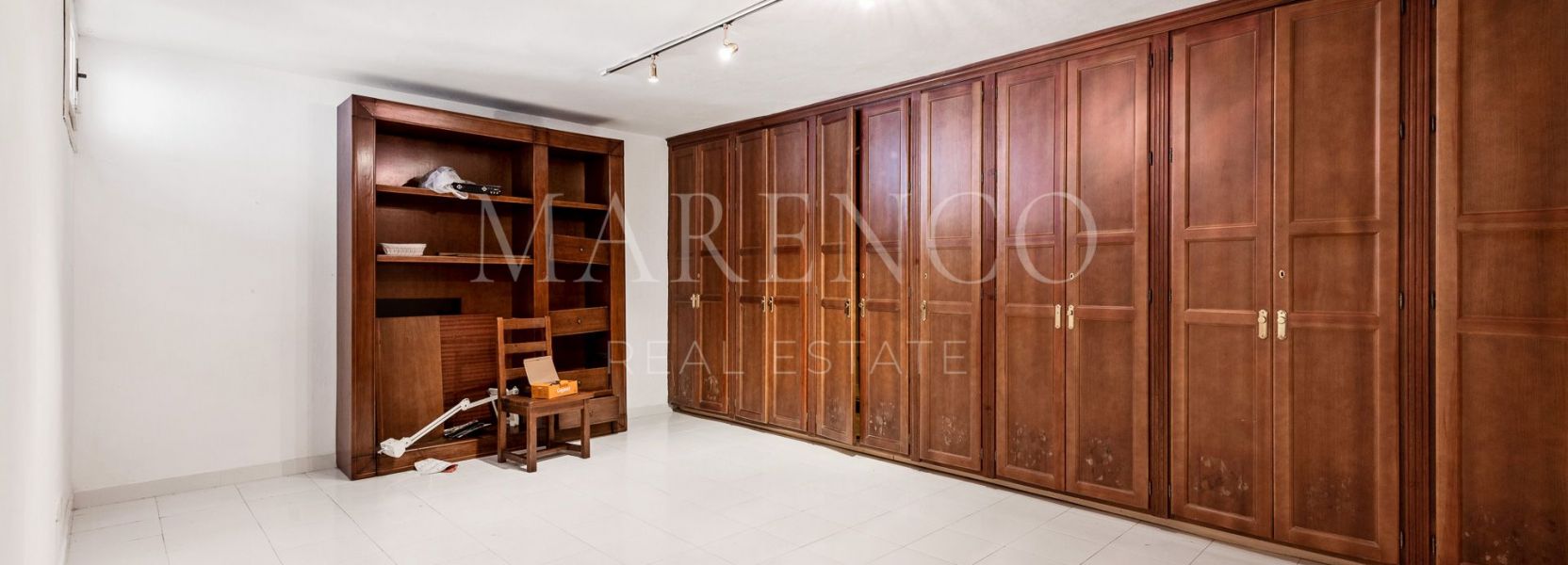 Villa  in Supermanzana H, Nueva Andalucia, Marbella