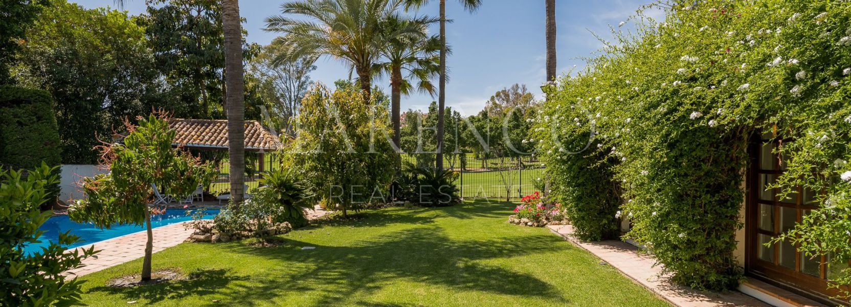 Villa  in Supermanzana H, Nueva Andalucia, Marbella