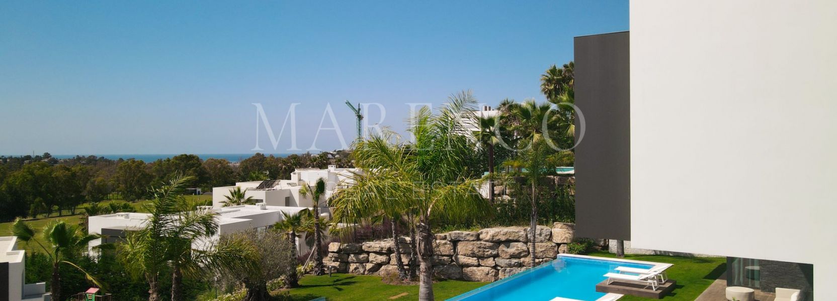 Villa  in La Alqueria, Benahavis