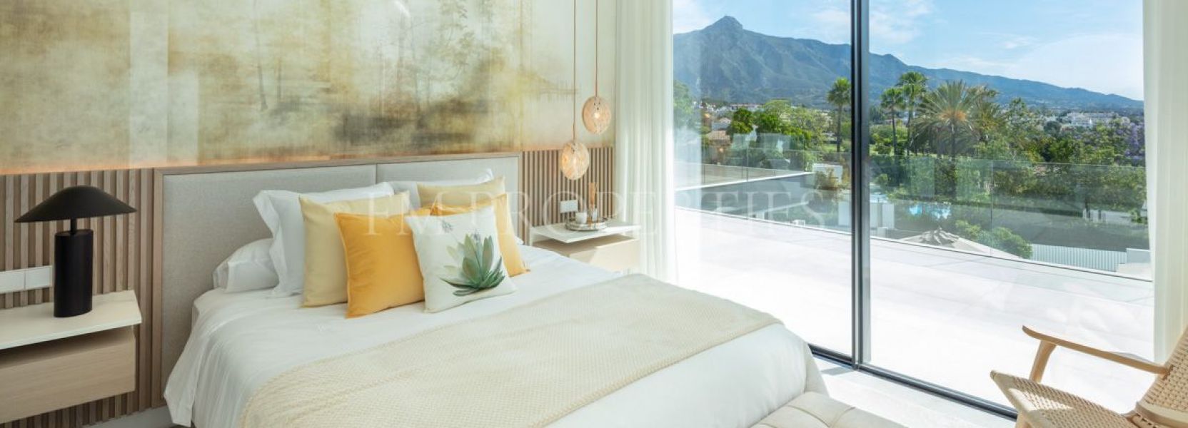 Villa  in Nueva Andalucia, Marbella