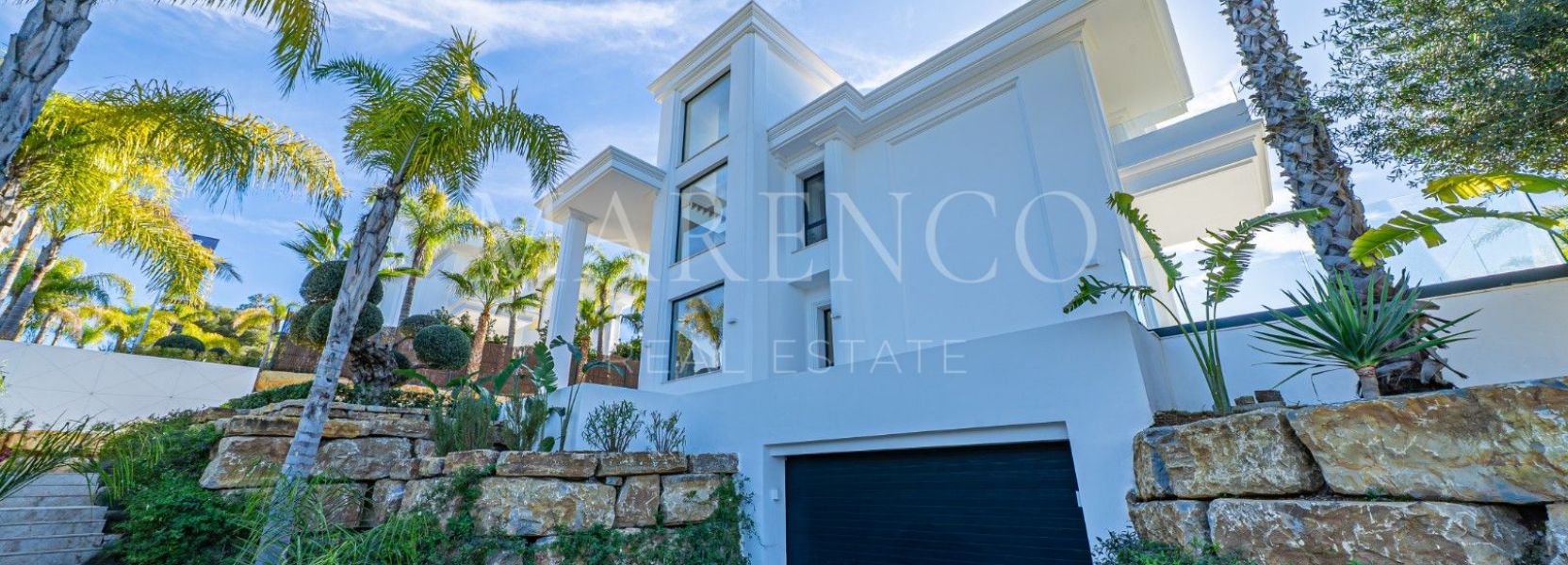 Semi Detached Villa in Marbella Golden Mile, Marbella