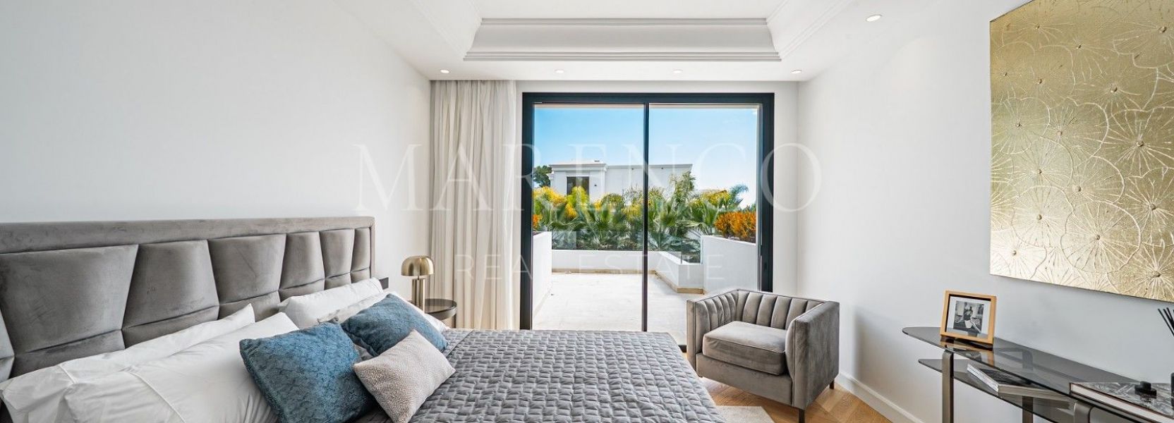 Semi Detached Villa in Marbella Golden Mile, Marbella