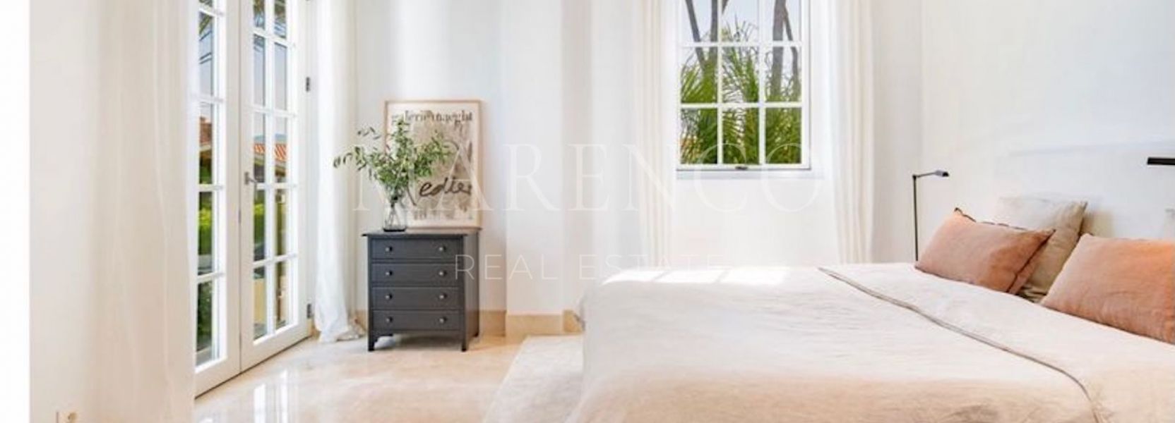 Villa  in Los Monteros, Marbella Ost, Marbella