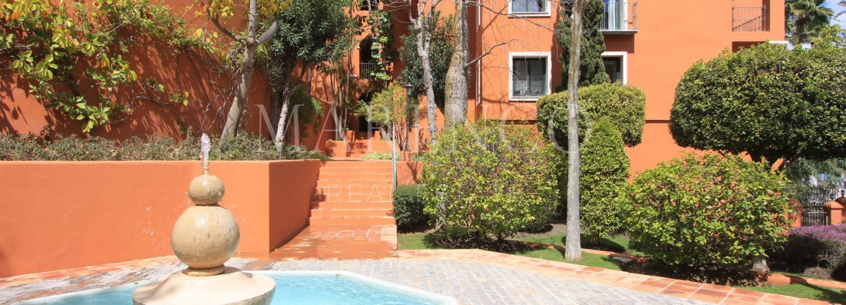 Apartment in Monte Halcones, Benahavis