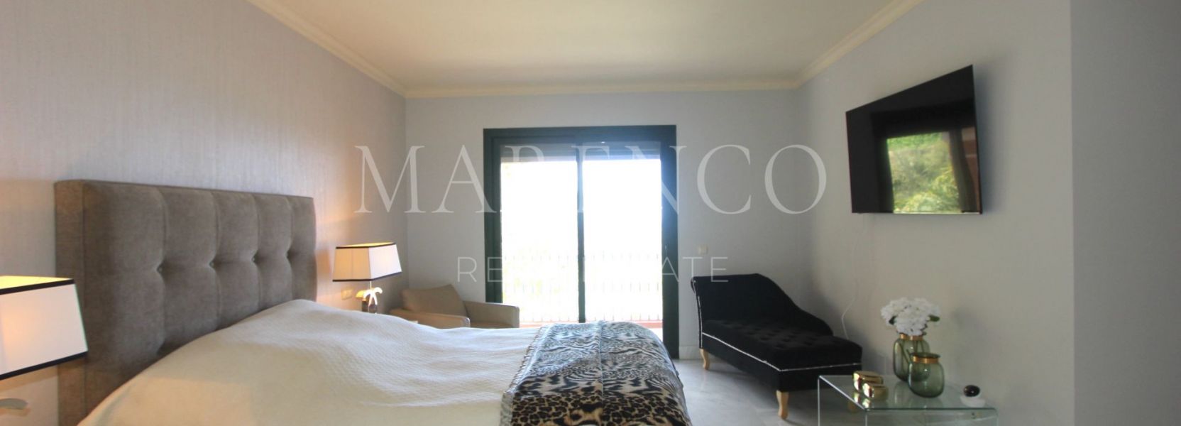 Apartment in Monte Halcones, Benahavis