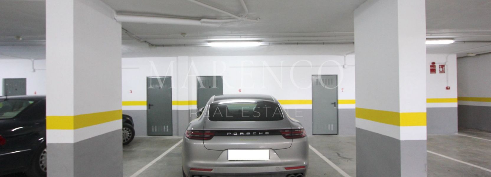 Apartment in Monte Halcones, Benahavis