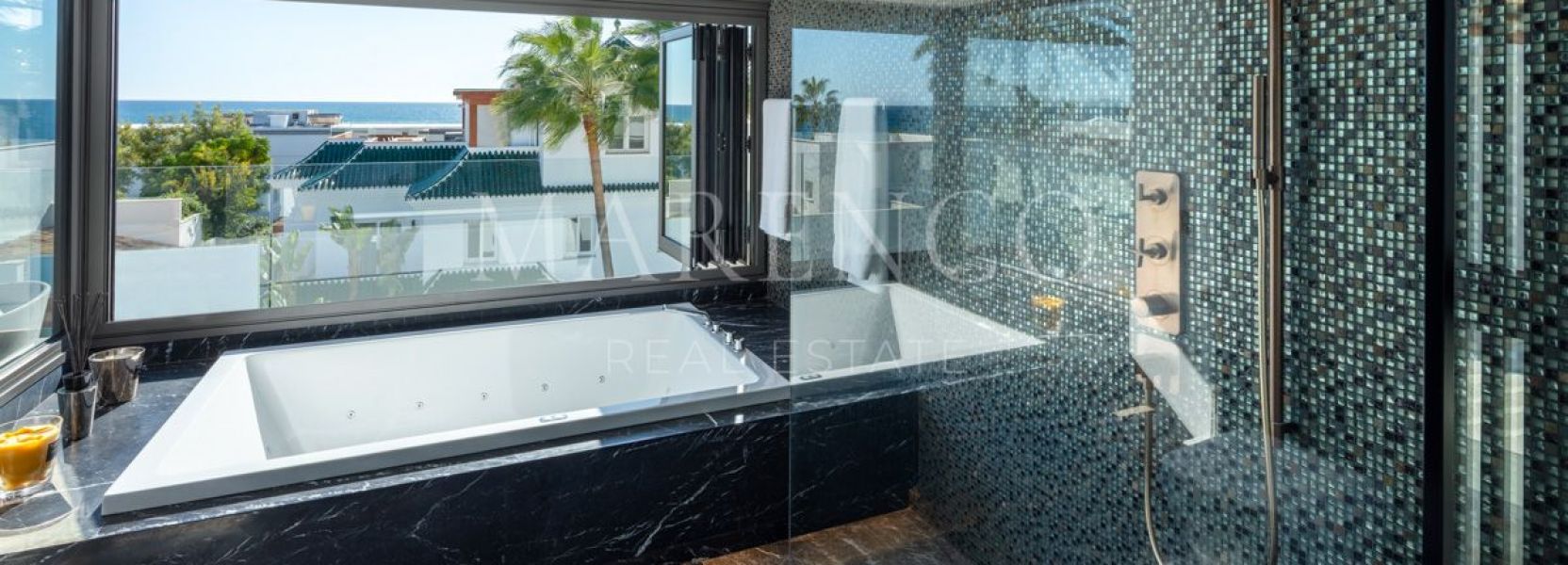 Villa  in Puente Romano, Marbella Goldene Meile, Marbella