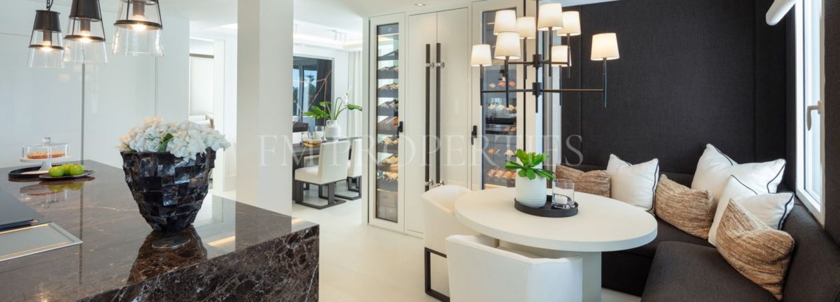 Penthouse  in Puente Romano, Marbella Golden Mile, Marbella
