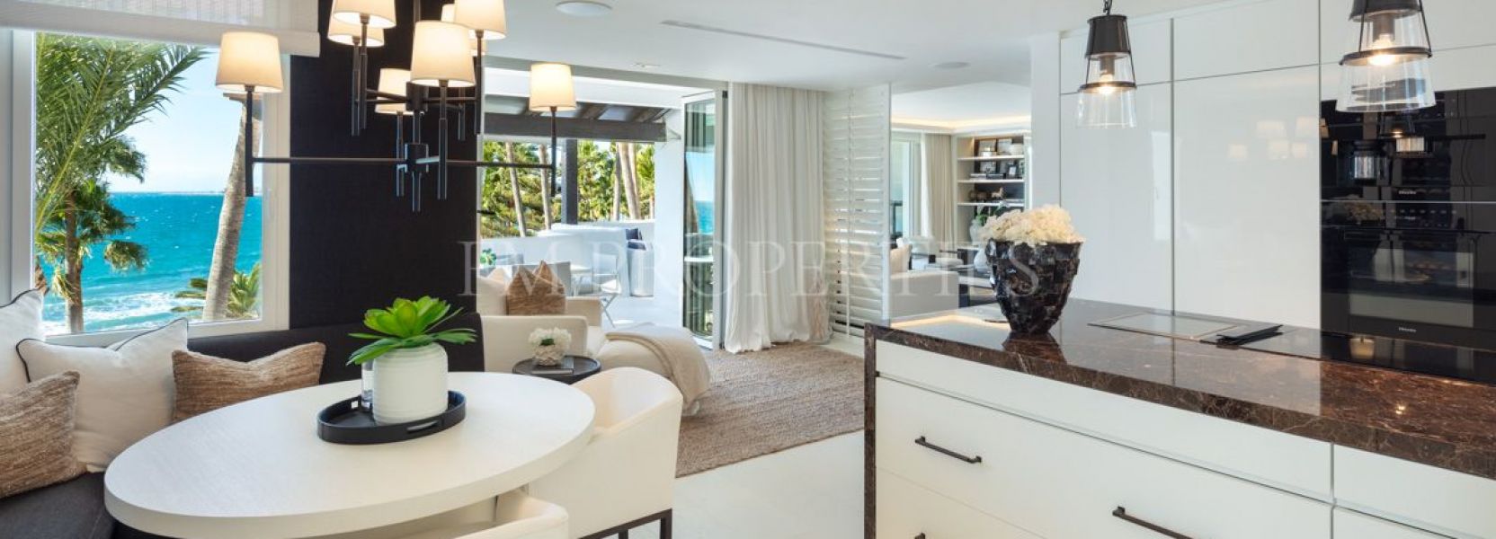 Penthouse  in Puente Romano, Marbella Golden Mile, Marbella