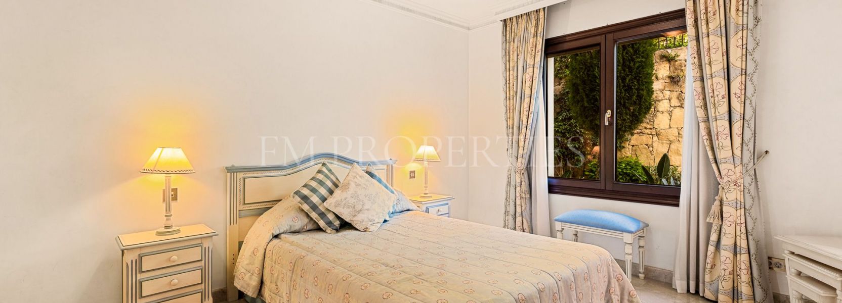 Apartamento Planta Baja  en Marbella, Marbella