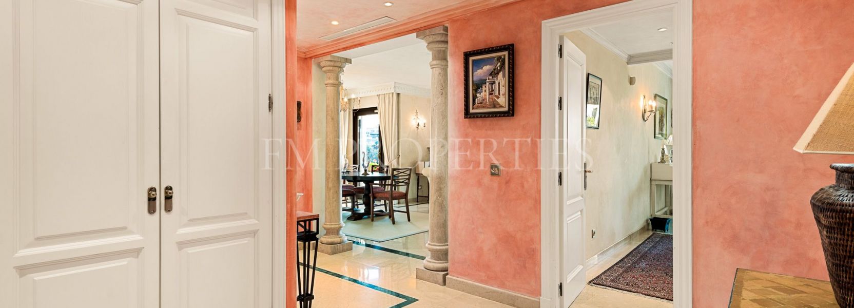 Apartamento Planta Baja  en Marbella, Marbella