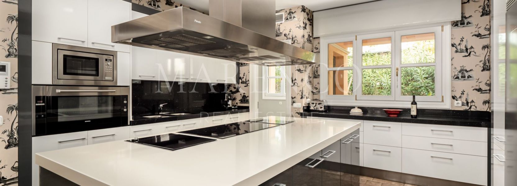 Villa  en Los Flamingos, Benahavis