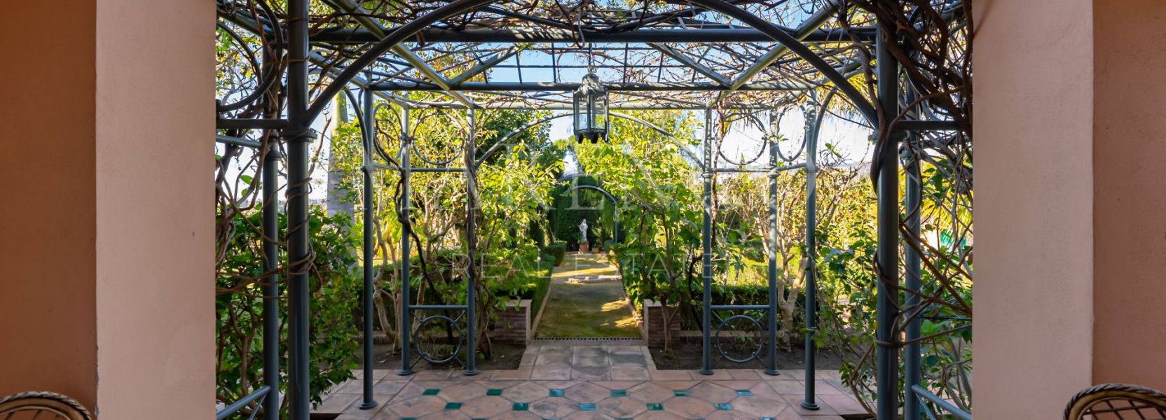 Villa  en Los Flamingos, Benahavis